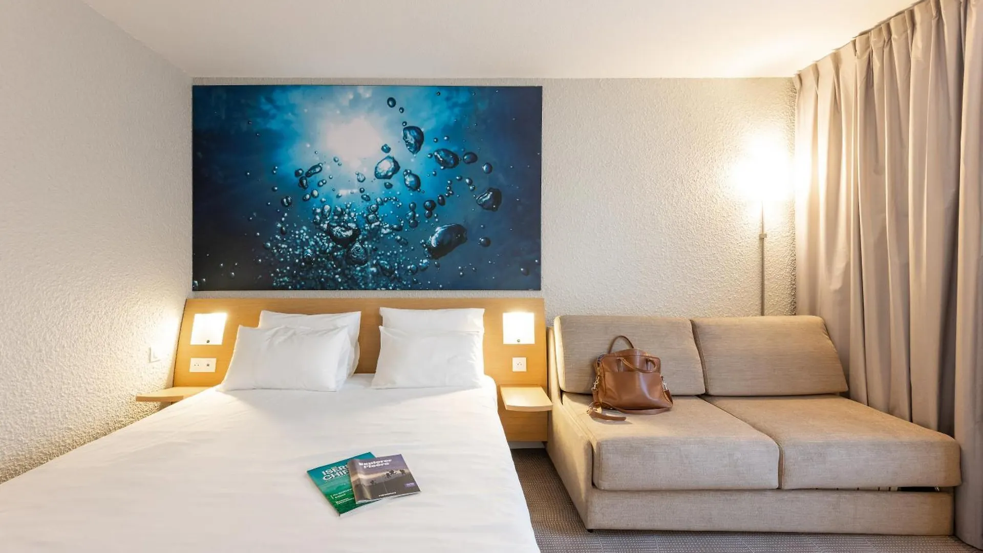 Novotel Grenoble Nord Voreppe Hotel