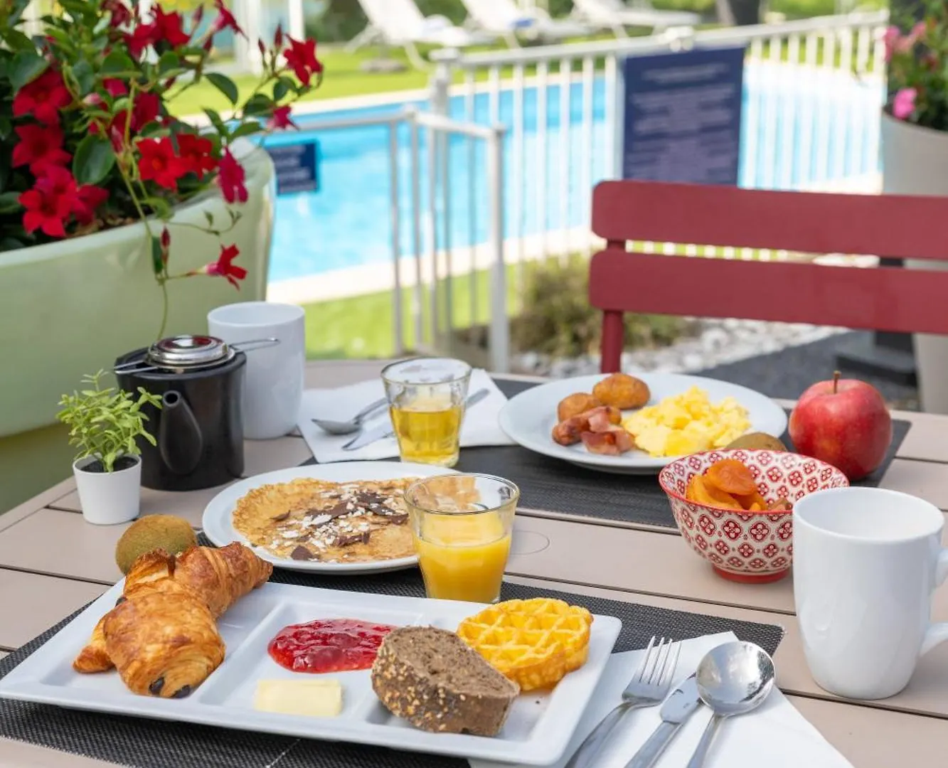 Novotel Grenoble Nord Voreppe 4*,
