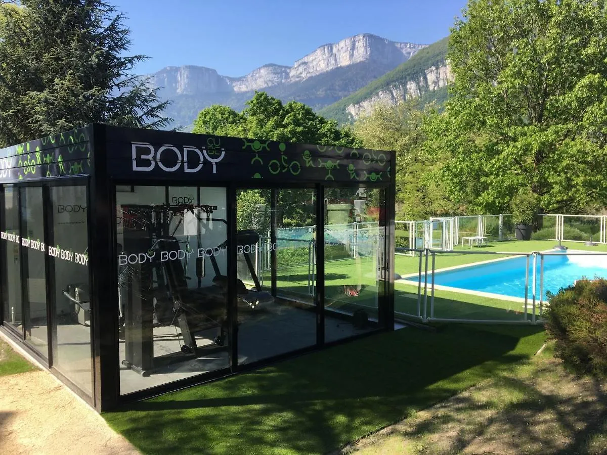 Novotel Grenoble Nord Voreppe 4*,  Fransa