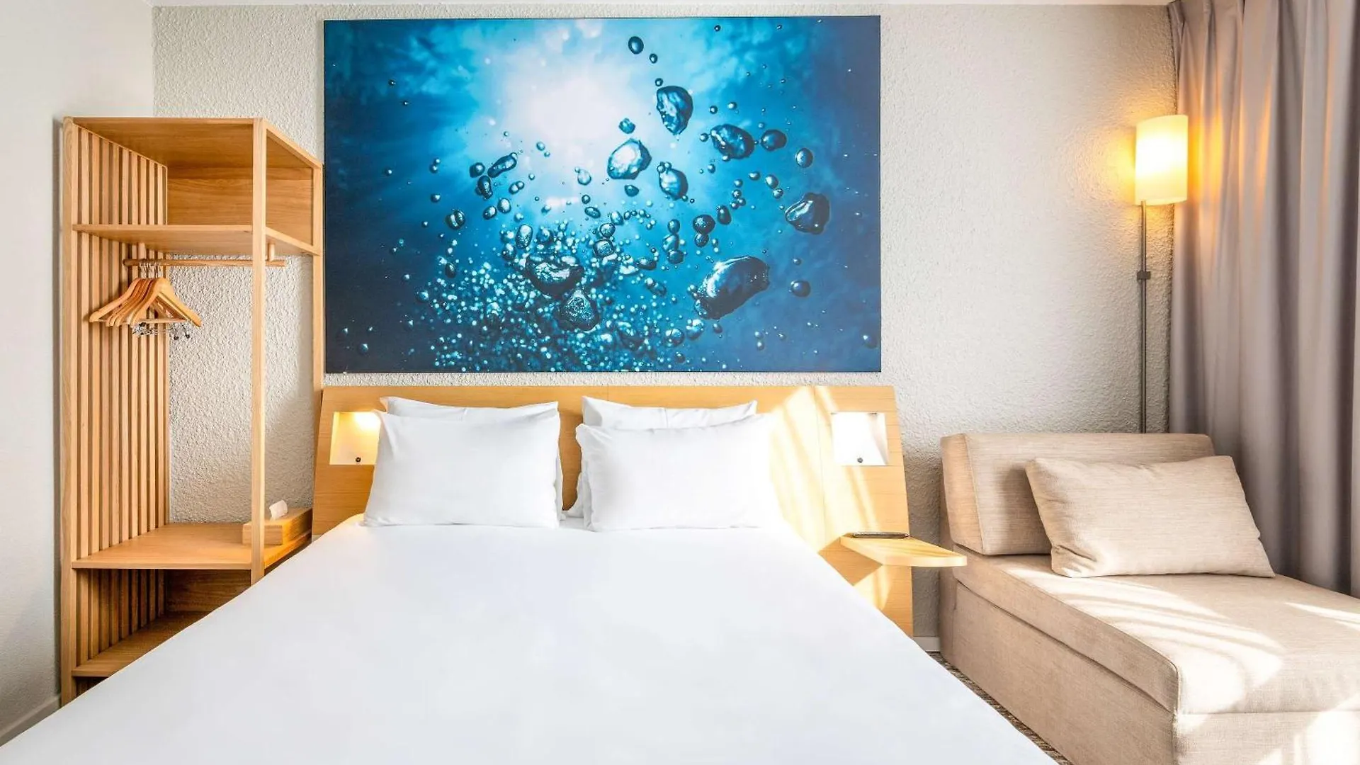 Novotel Grenoble Nord Voreppe Hotel